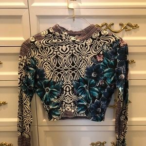 O'Neill Cropped Rash Guard Size Medium